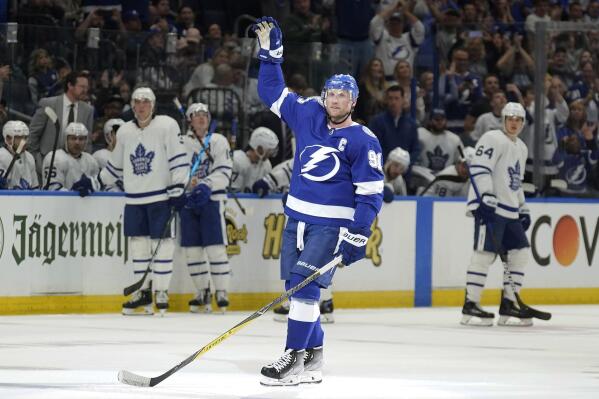 Stamkos leafs jersey hotsell